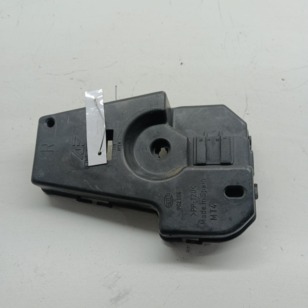 Плата заднего фонаря правого