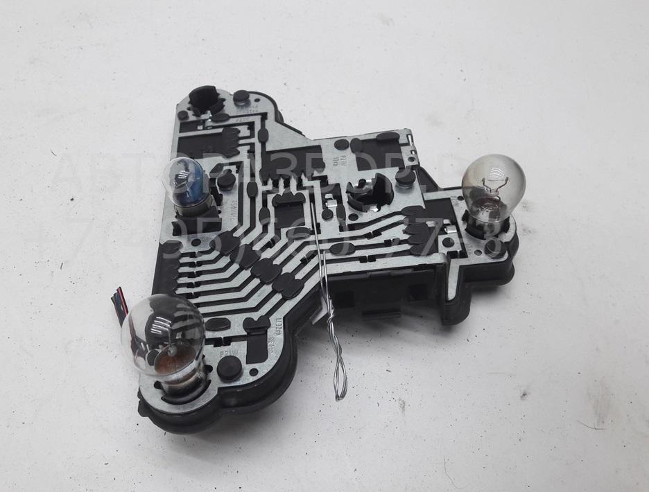 Плата заднего фонаря правого