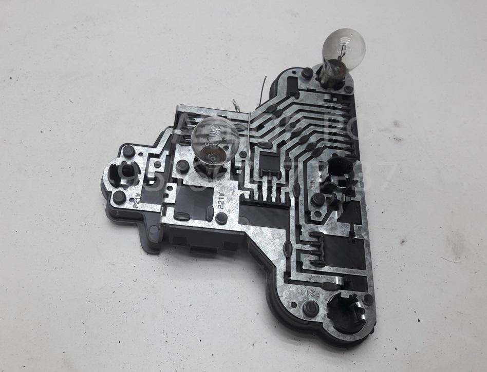 Плата заднего фонаря правого