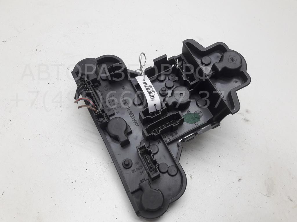 Плата заднего фонаря правого