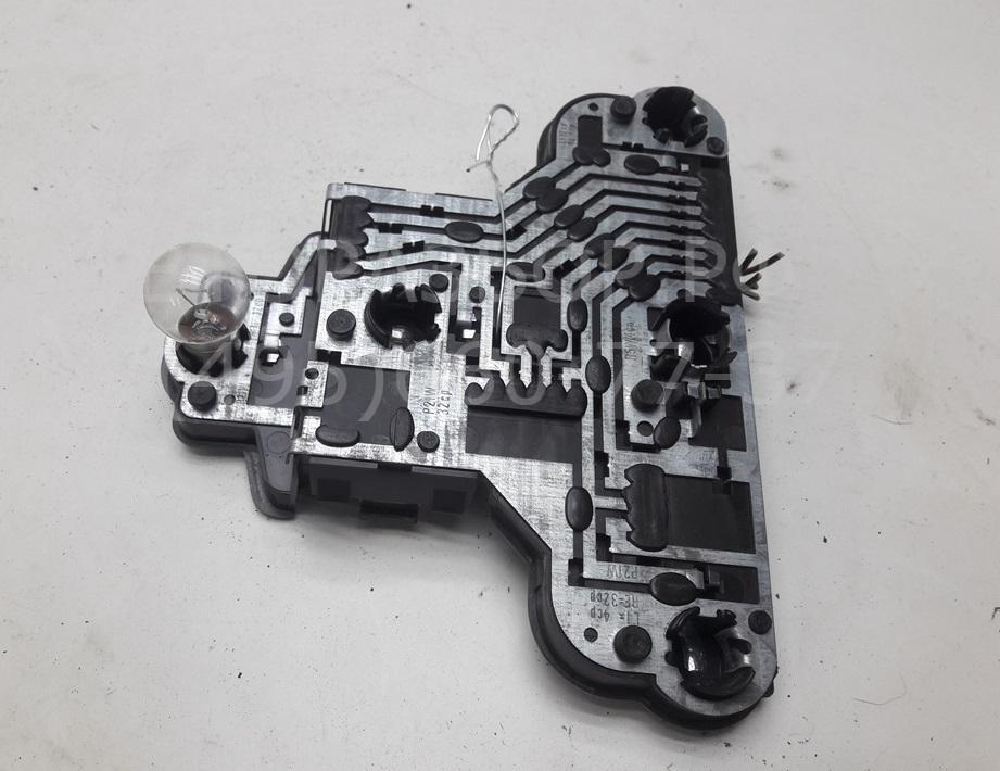 Плата заднего фонаря правого