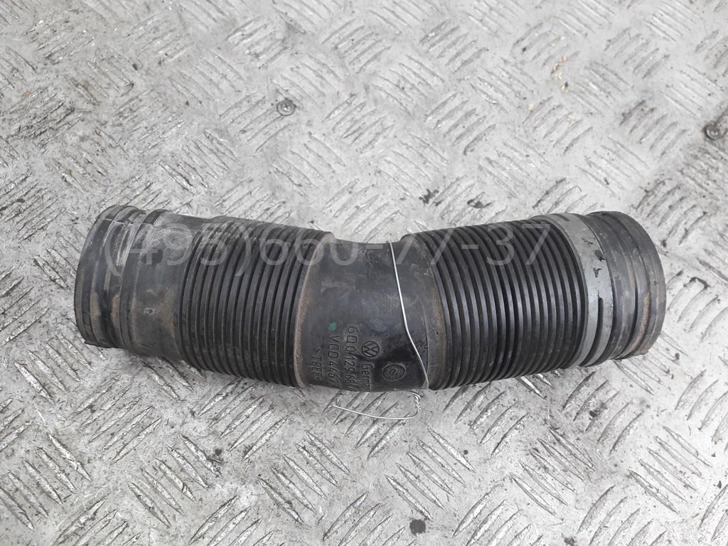 Патрубок воздушного фильтра