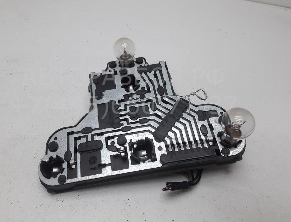 Плата заднего фонаря правого