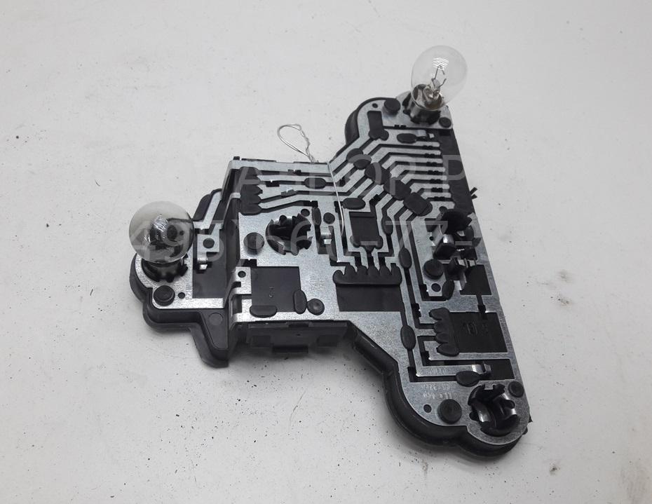 Плата заднего фонаря правого