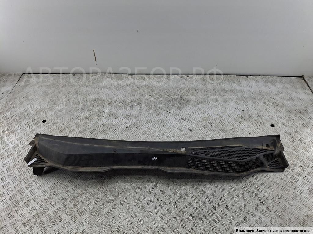 Решетка стеклоочистителей (Жабо)