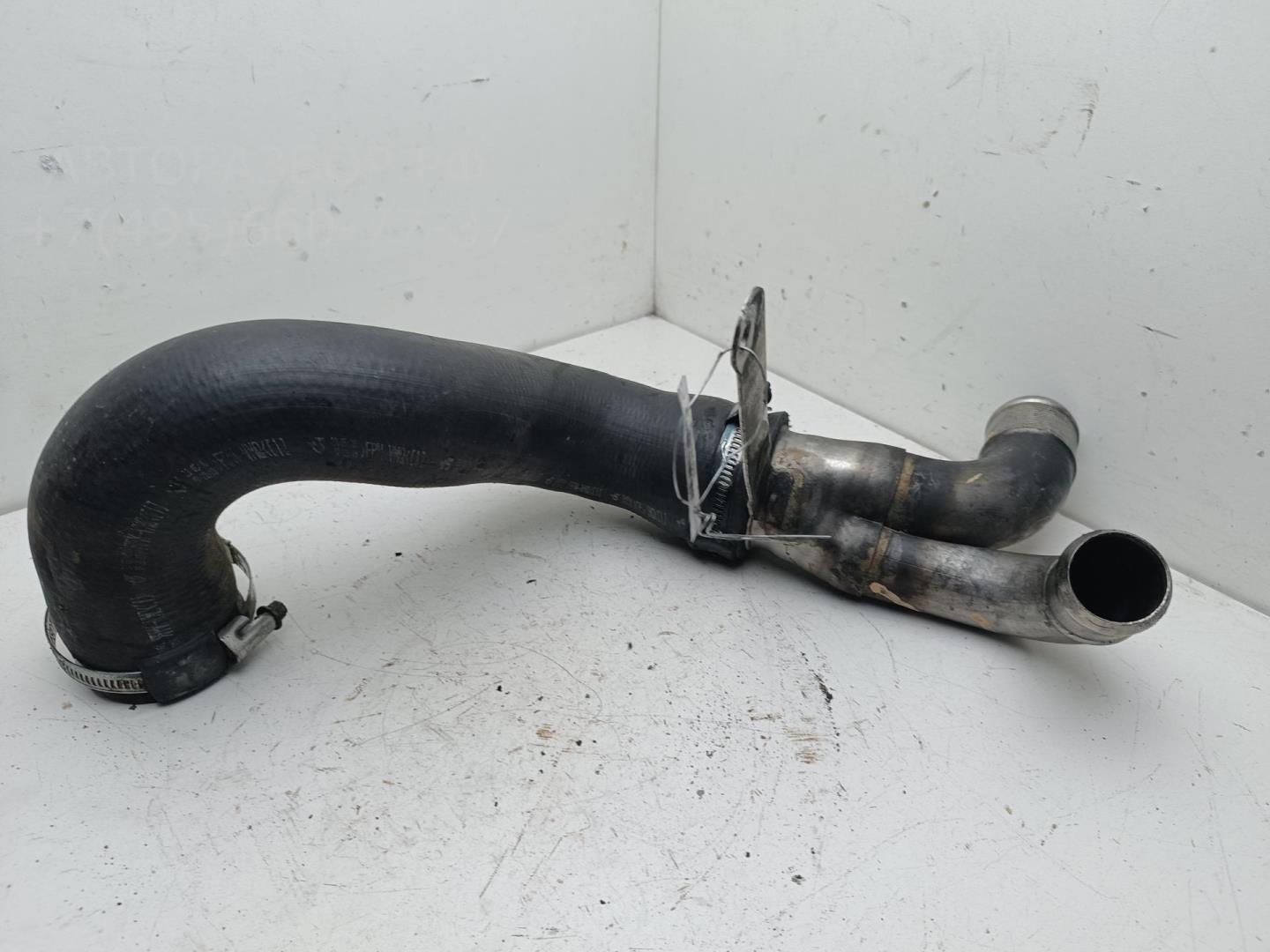 Патрубок интеркулера