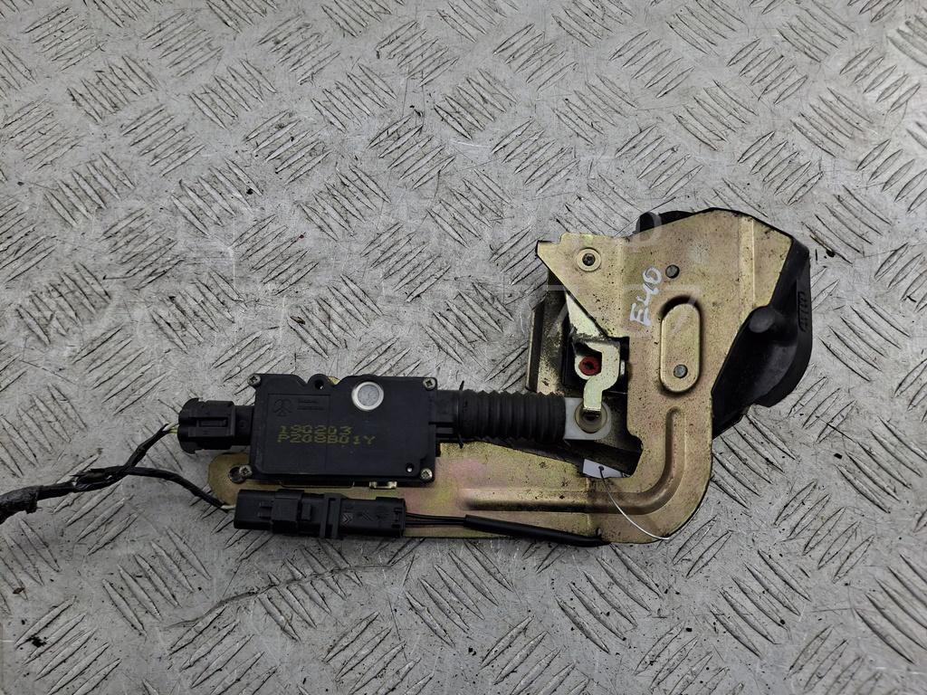 Замок двери сдвижной