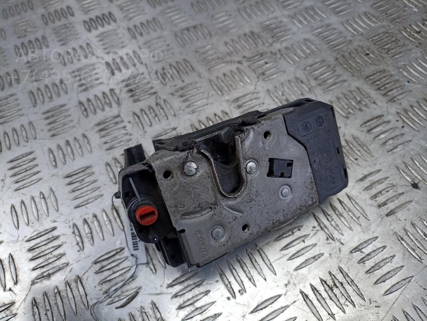 Замок двери задней правой