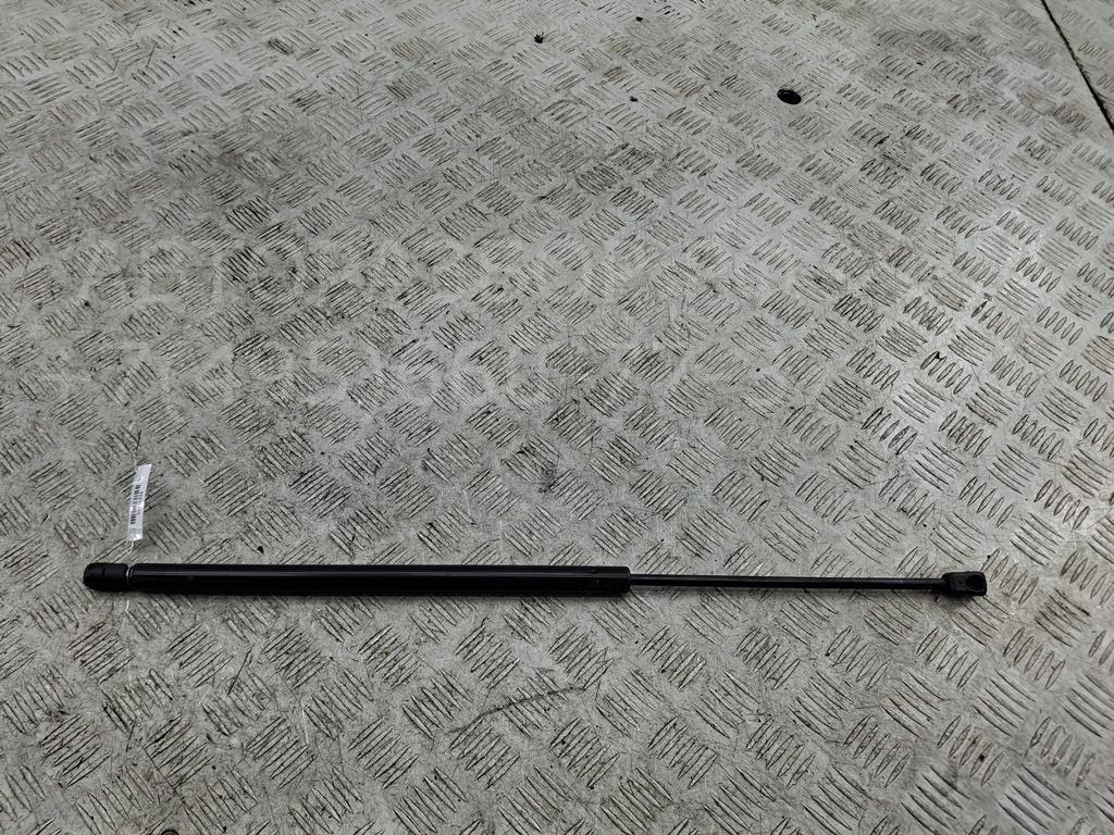 Амортизатор крышки багажника