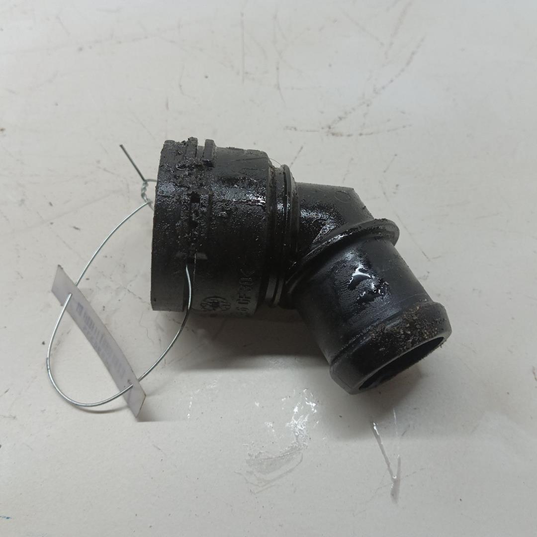 Патрубок радиатора