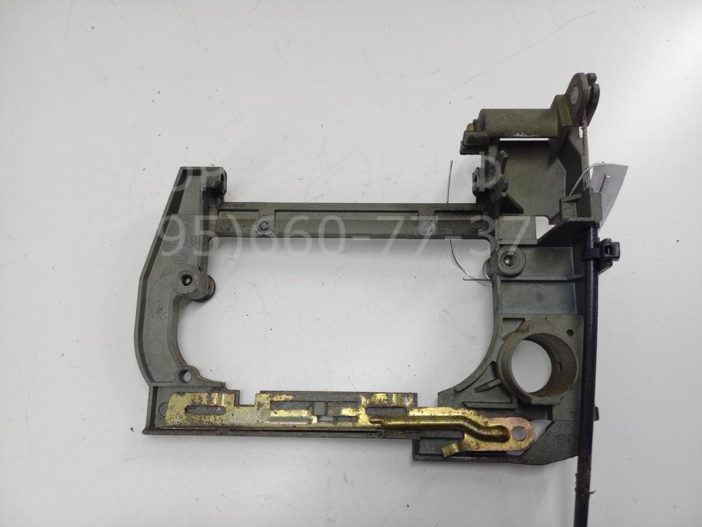 Кронштейн ручки