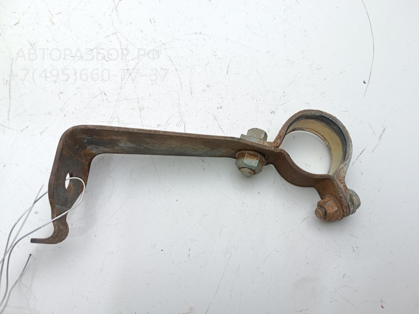 Стойка переднего стабилизатора