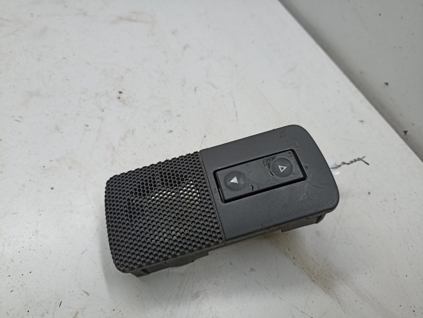 Кнопка стеклоподъемника