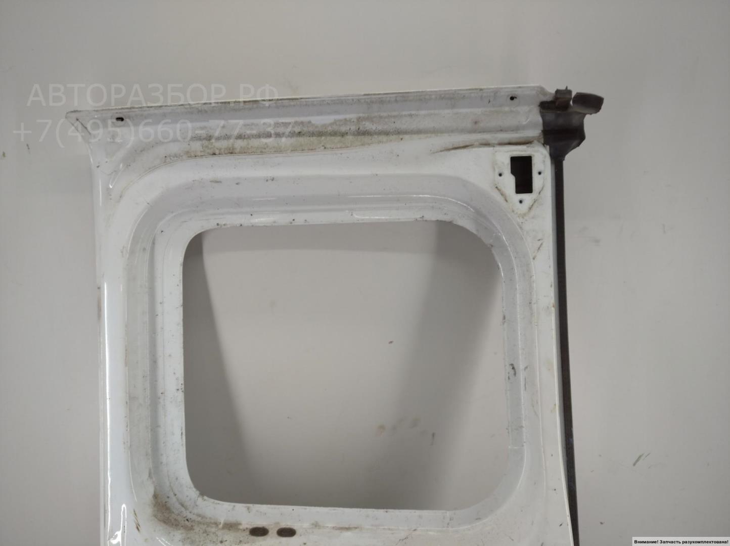 Дверь багажника правая