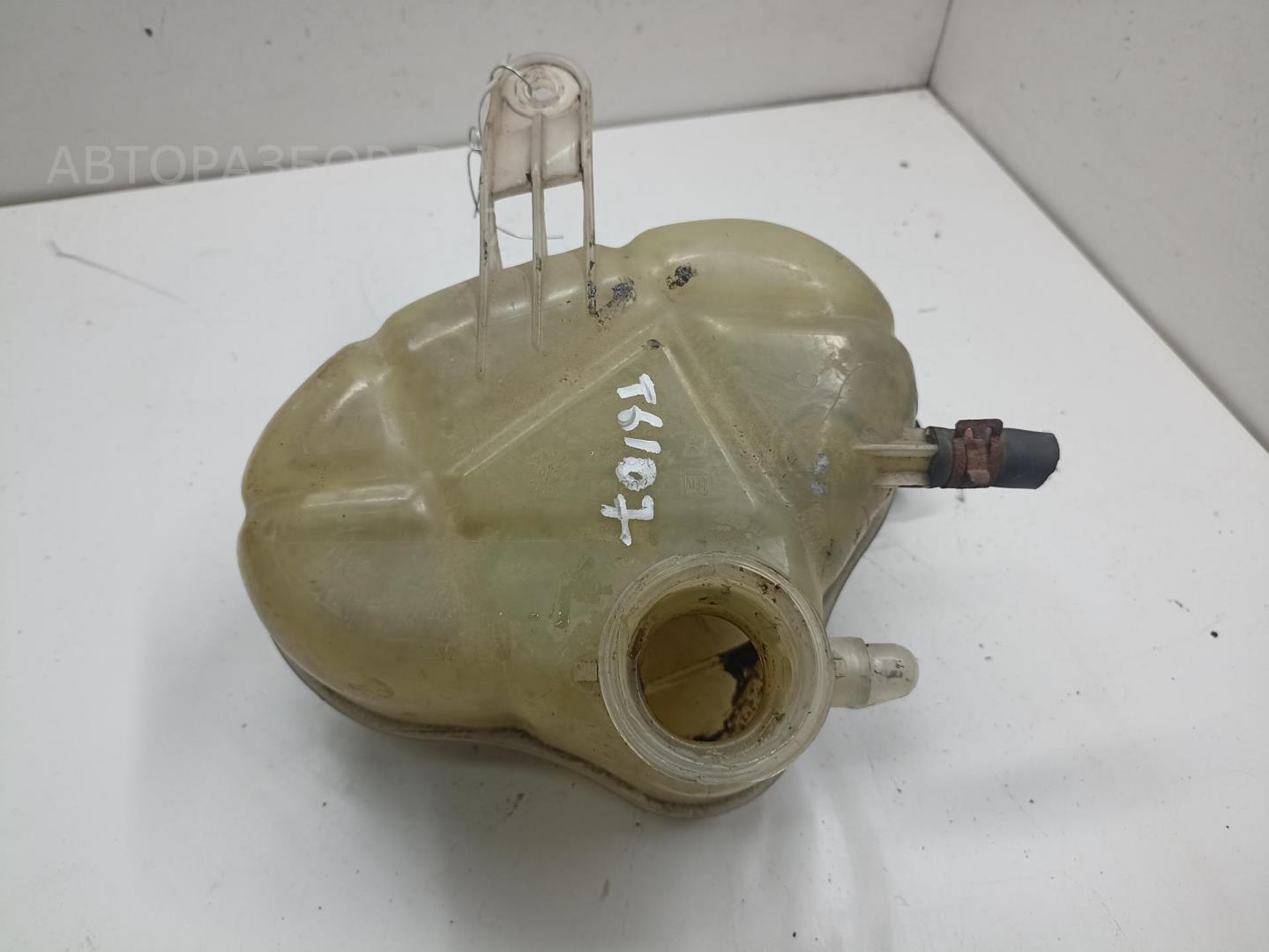 Бачок расширительный