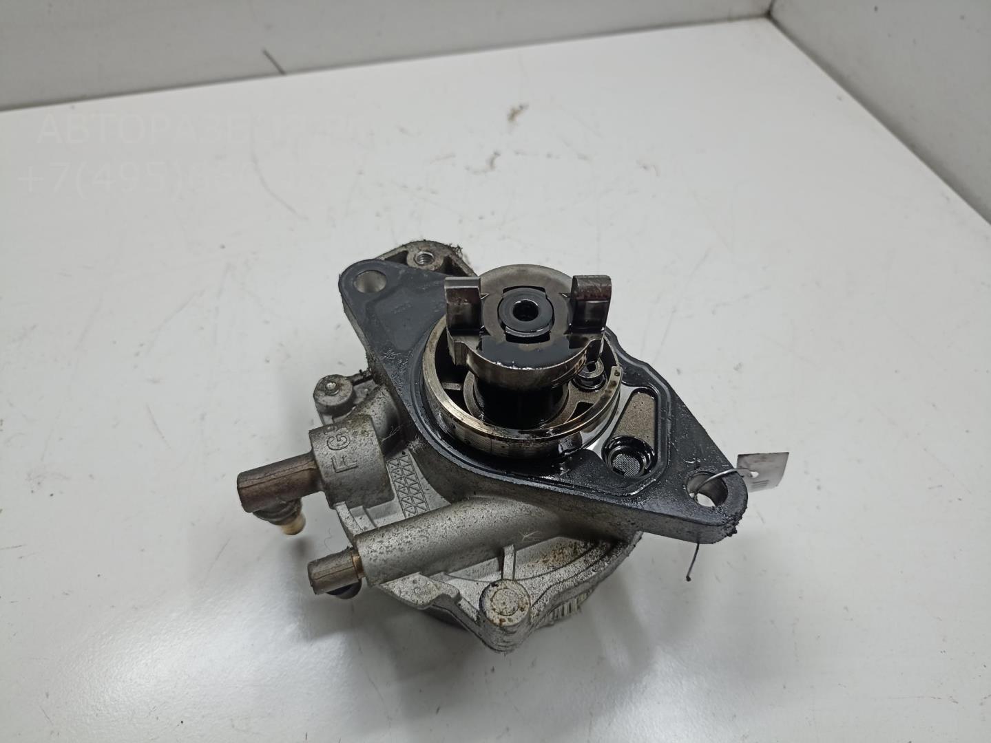 Насос вакуумный