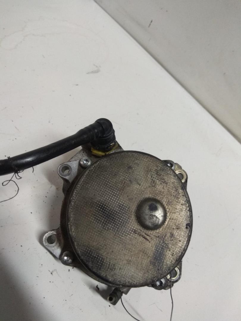 Насос вакуумный