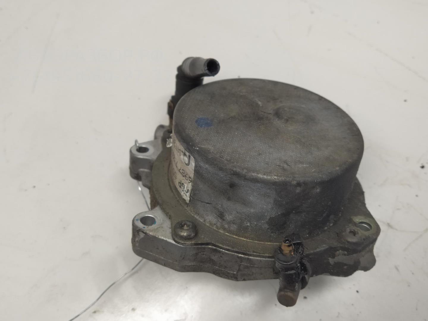 Насос вакуумный