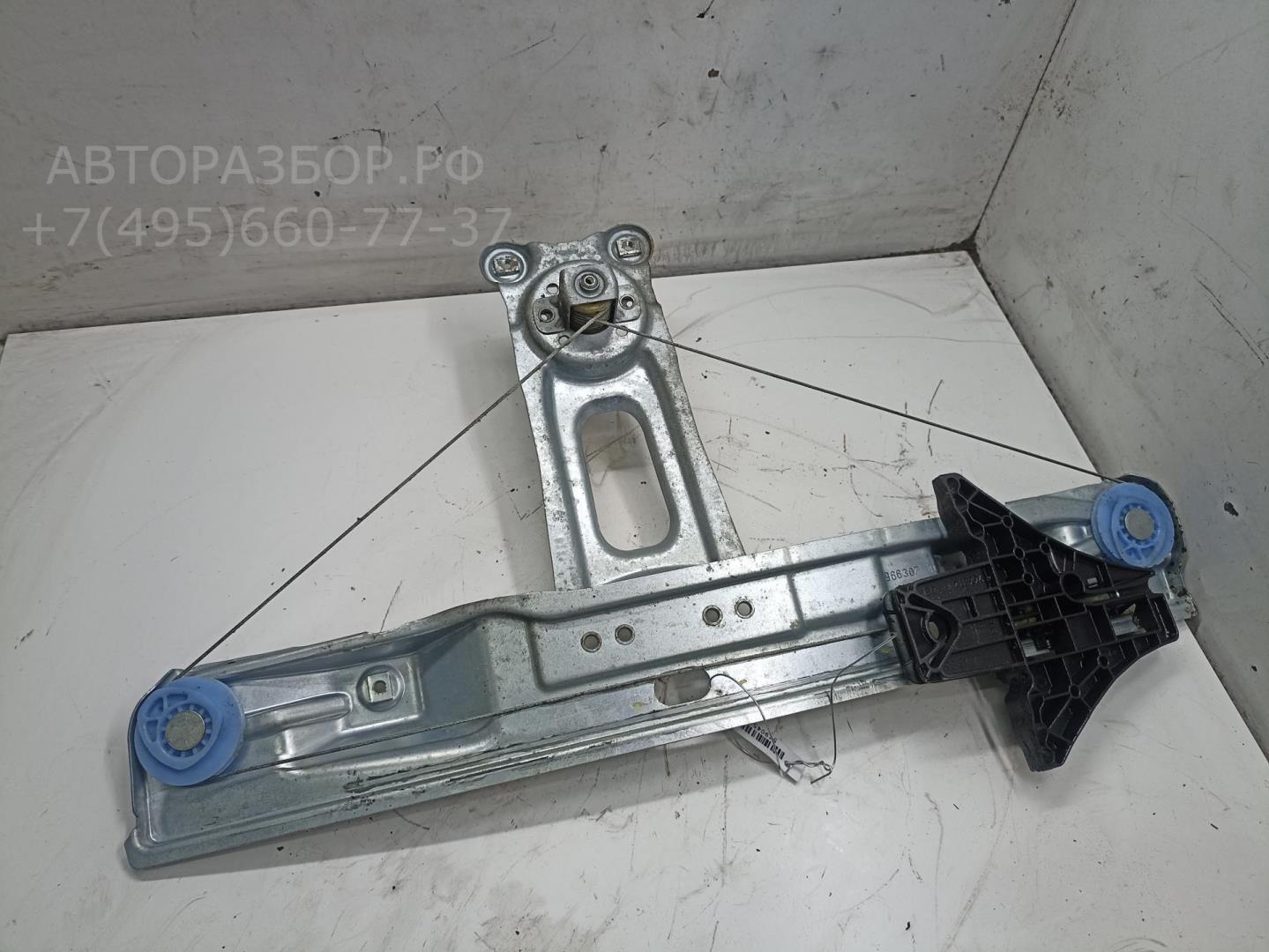 Стеклоподъемник механ. задний правый