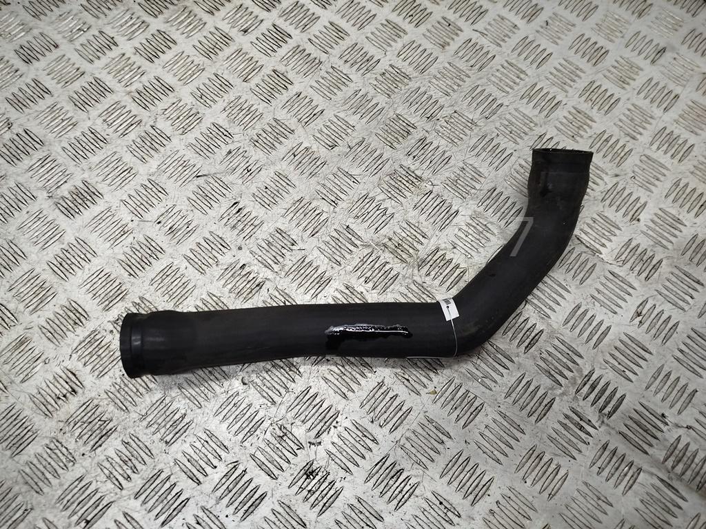 Патрубок радиатора