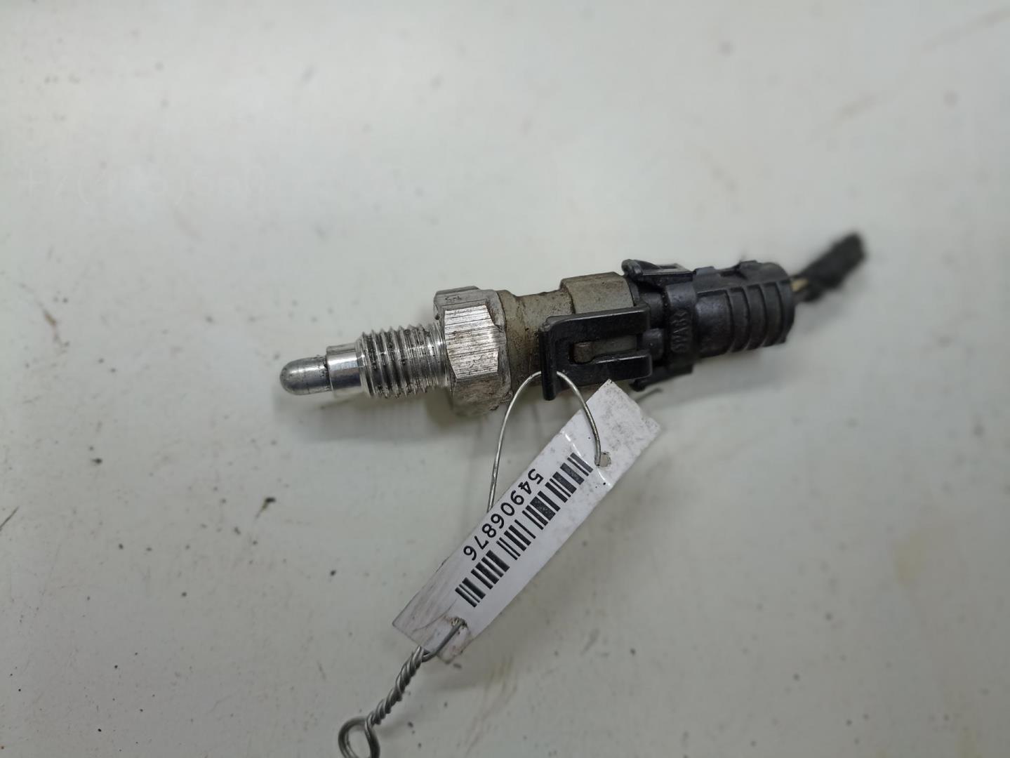 Датчик включения заднего хода