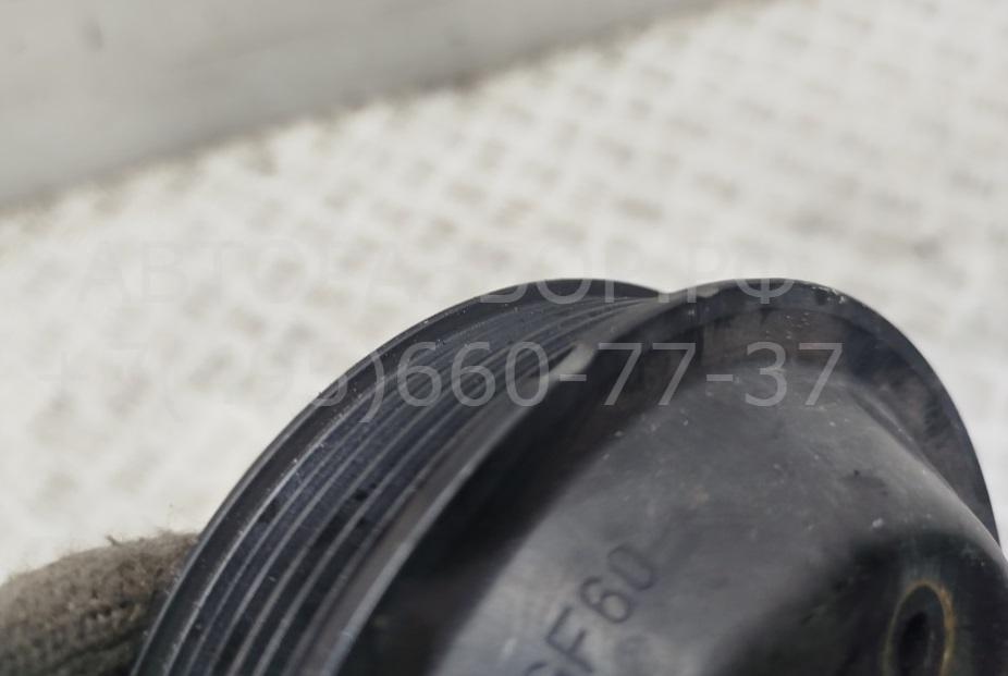 Шкив водяного насоса (помпы)