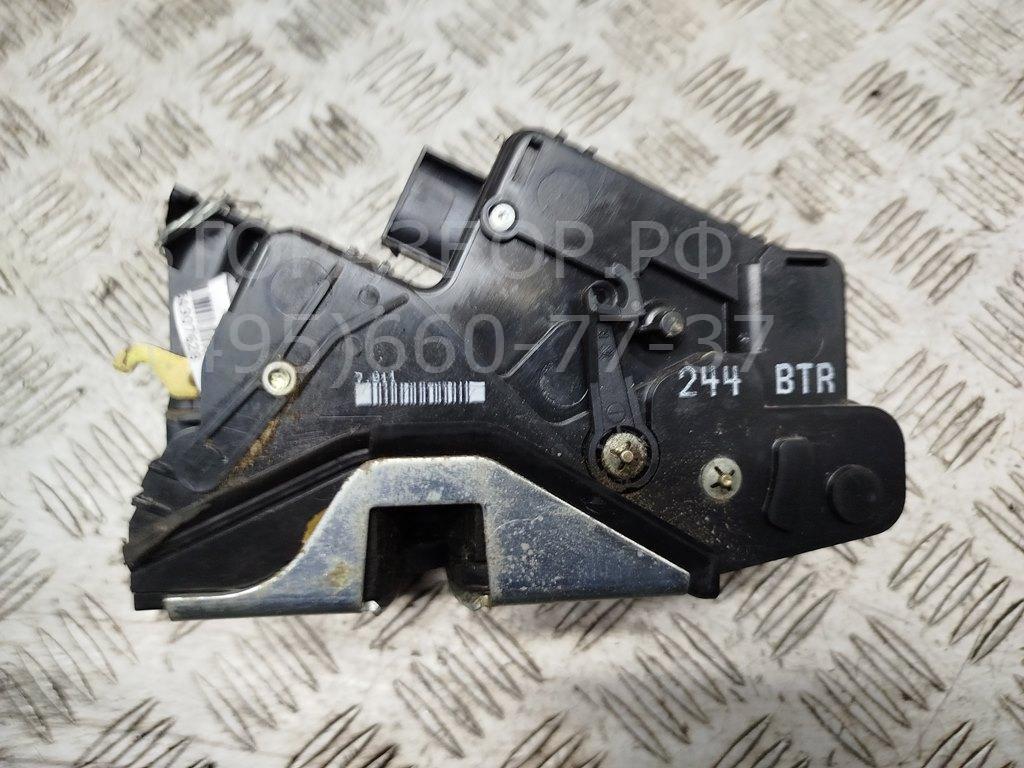 Замок двери передней правой