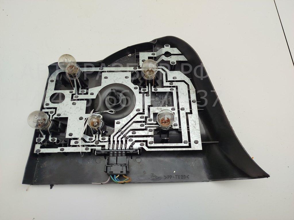 Плата заднего фонаря левого