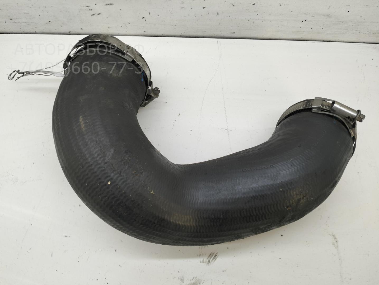 Патрубок интеркулера