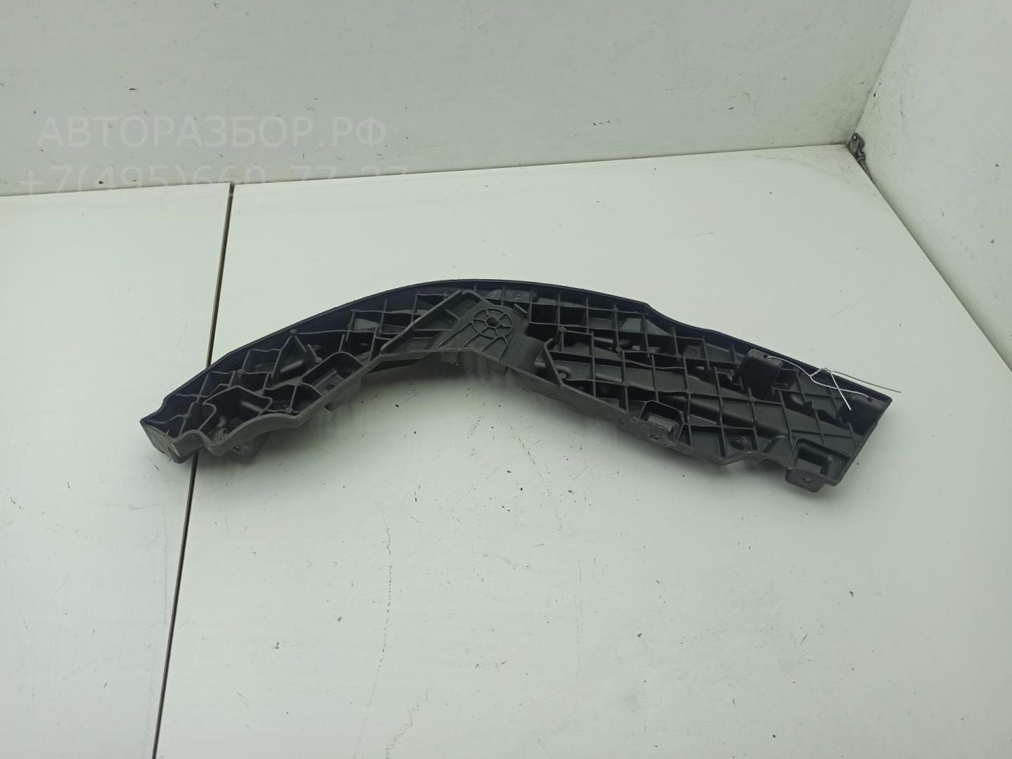 Кронштейн переднего бампера