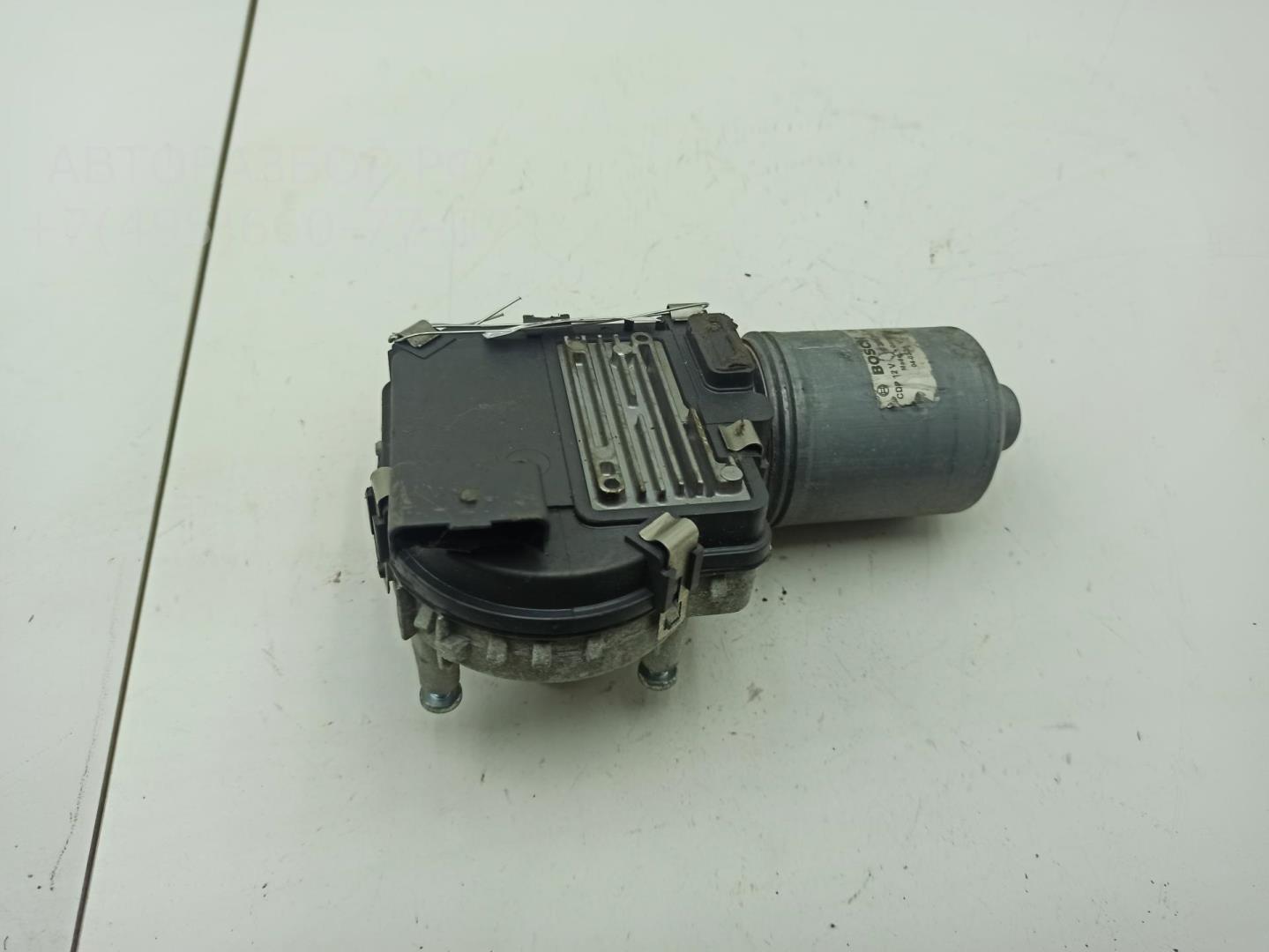 Моторчик стеклоочистителя передний