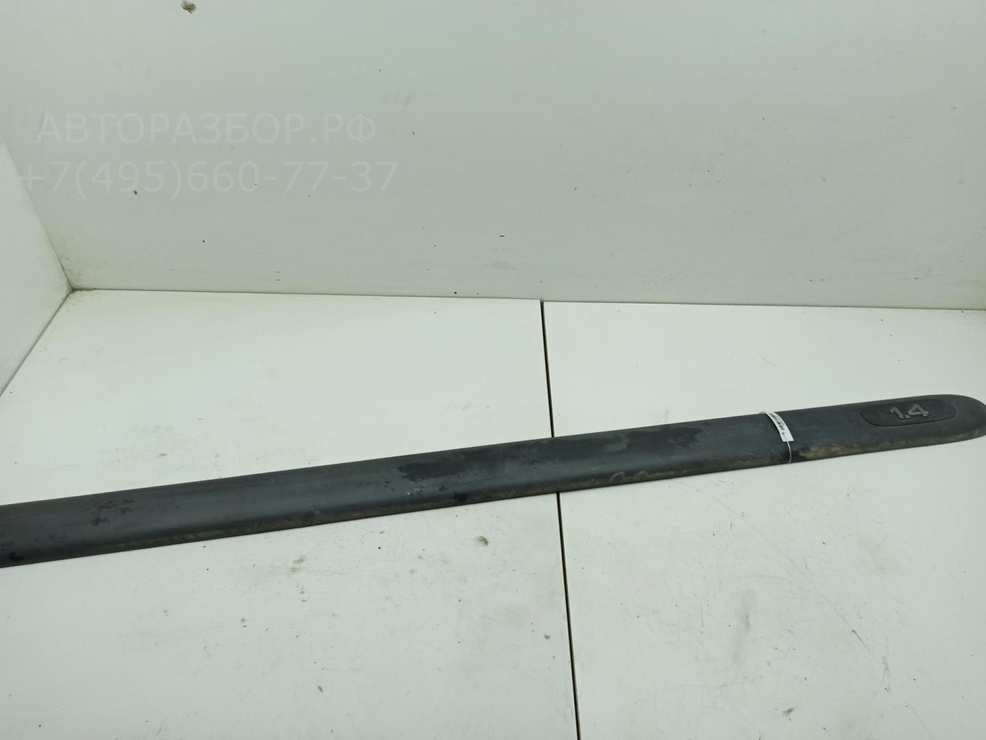 Накладка двери передней правой