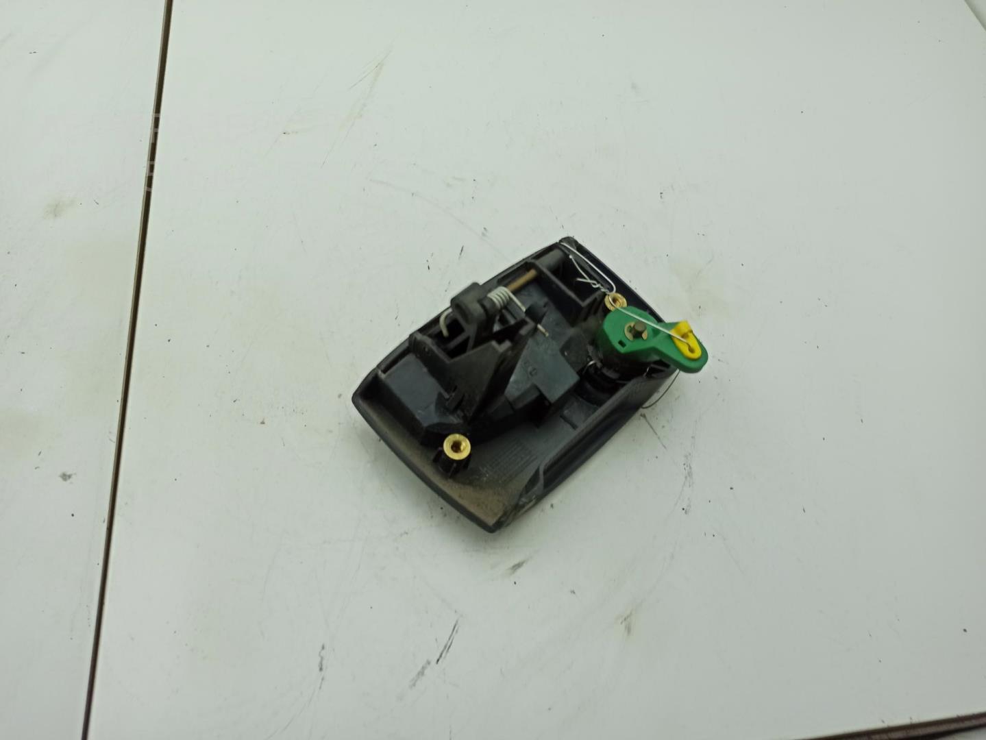 Ручка двери задней наружная правая