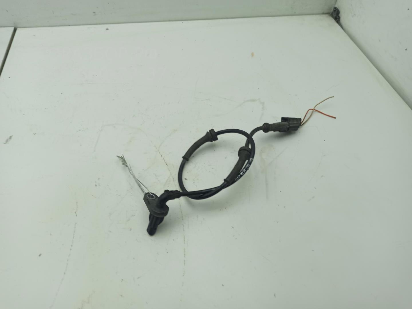 Датчик ABS задний