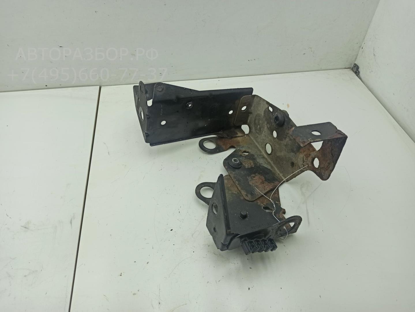 Кронштейн (сопут. товар)