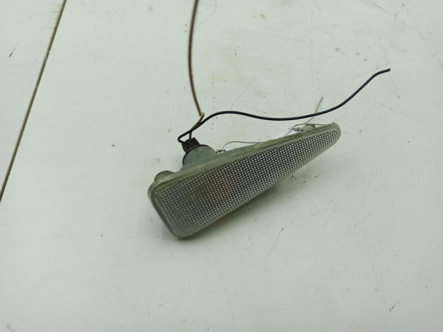 Указатель поворота левый