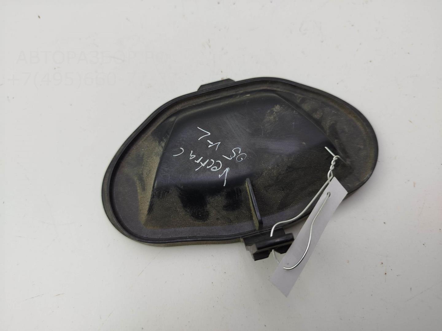 Крышка фары левой