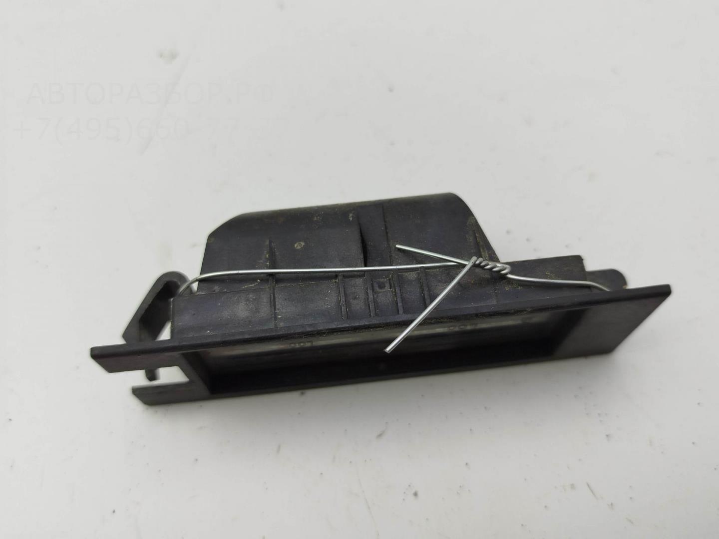 Фонарь подсветки номера