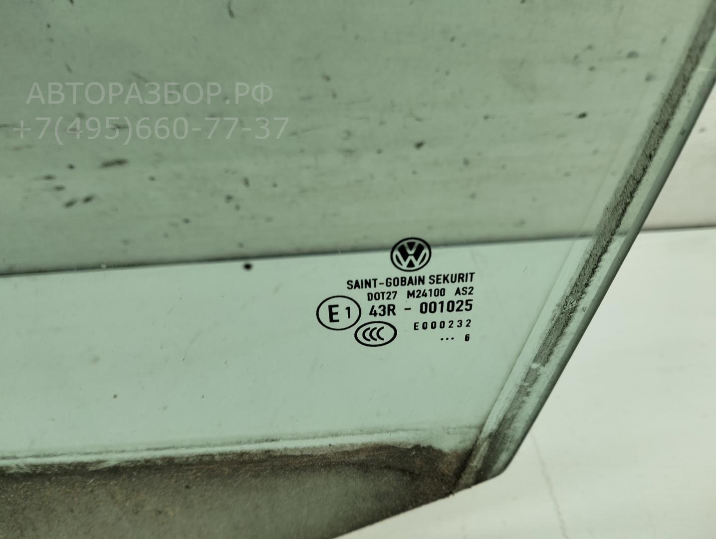 Стекло двери передней левой