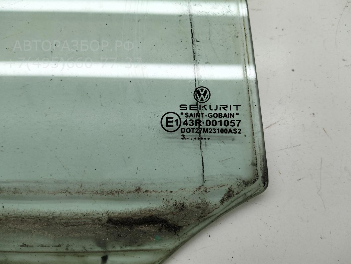 Стекло двери задней левой (форточка)