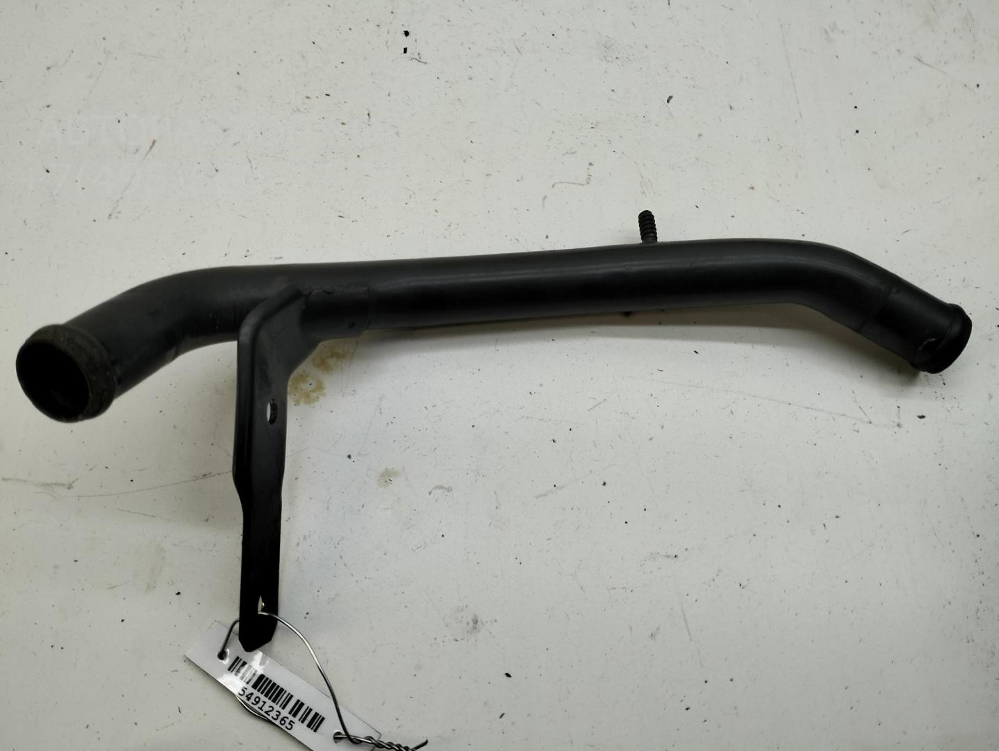 Трубка системы охлаждения