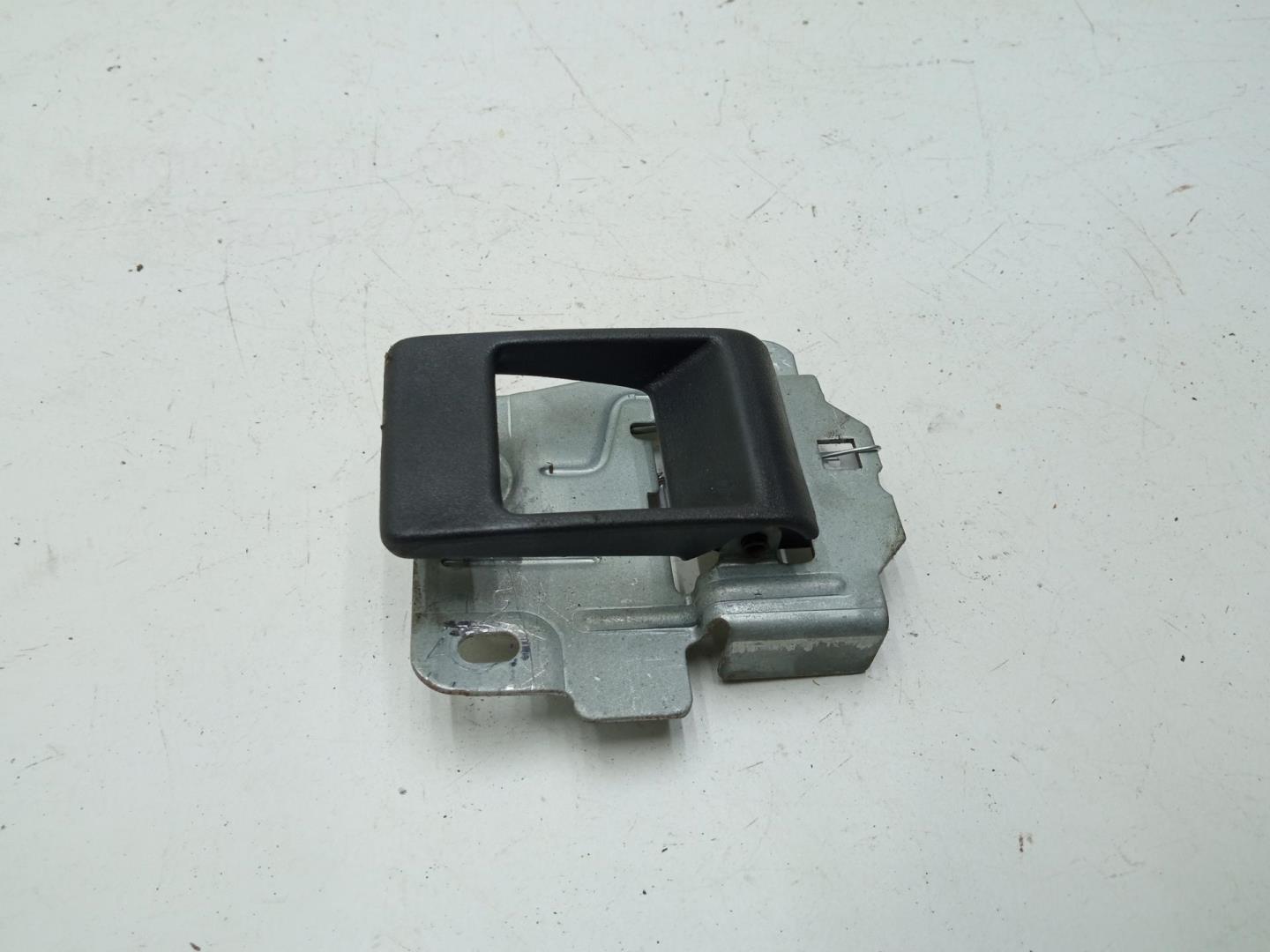 Ручка двери передней внутренняя правая