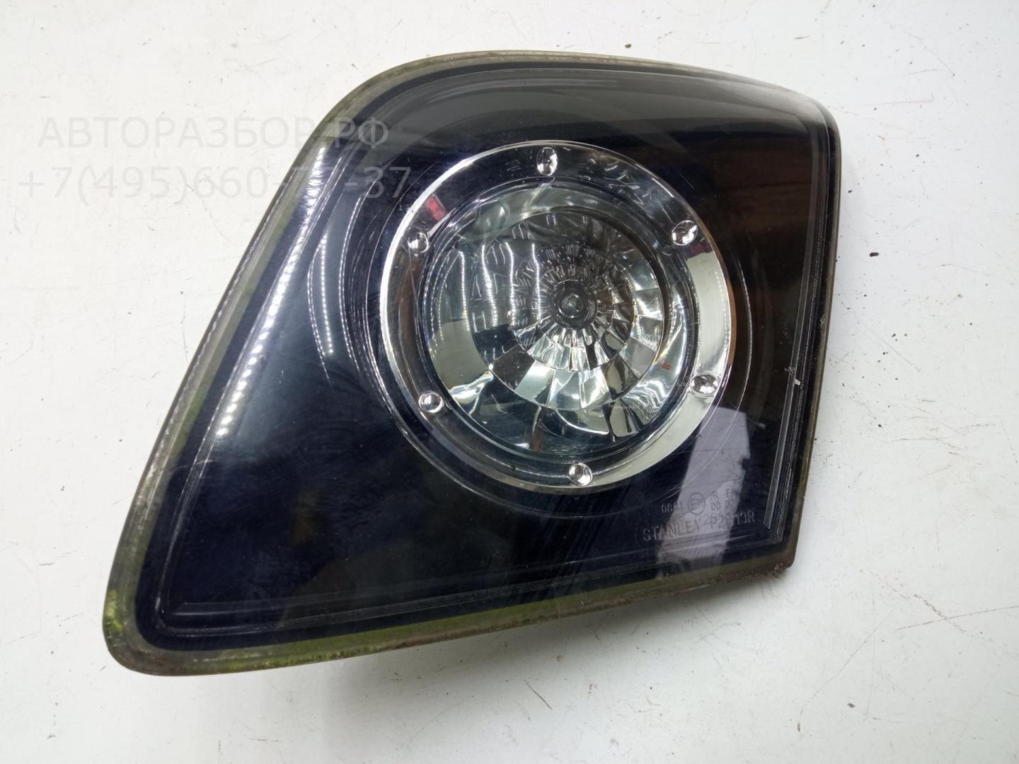 Фонарь задний внутренний правый