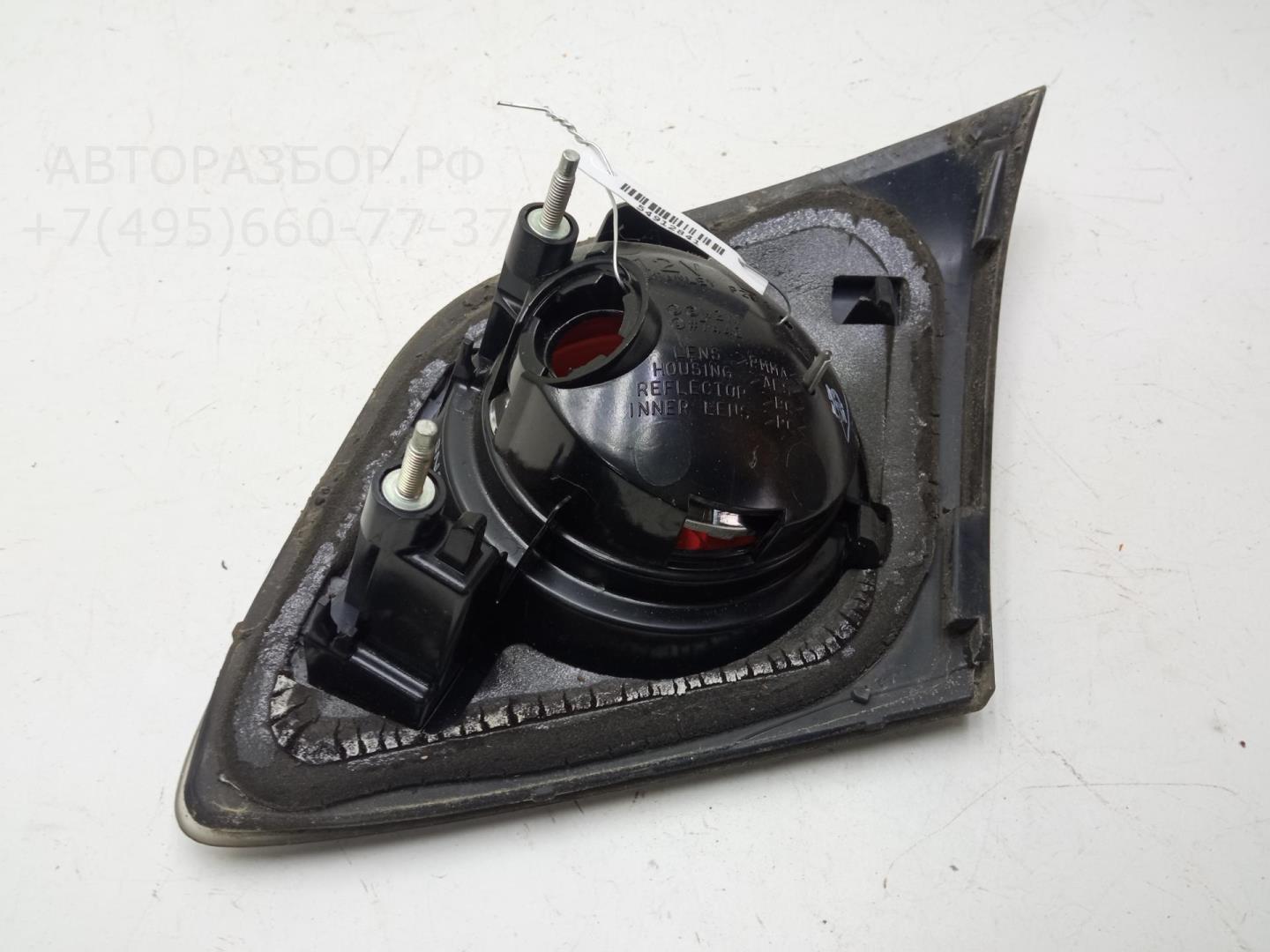 Фонарь задний внутренний левый