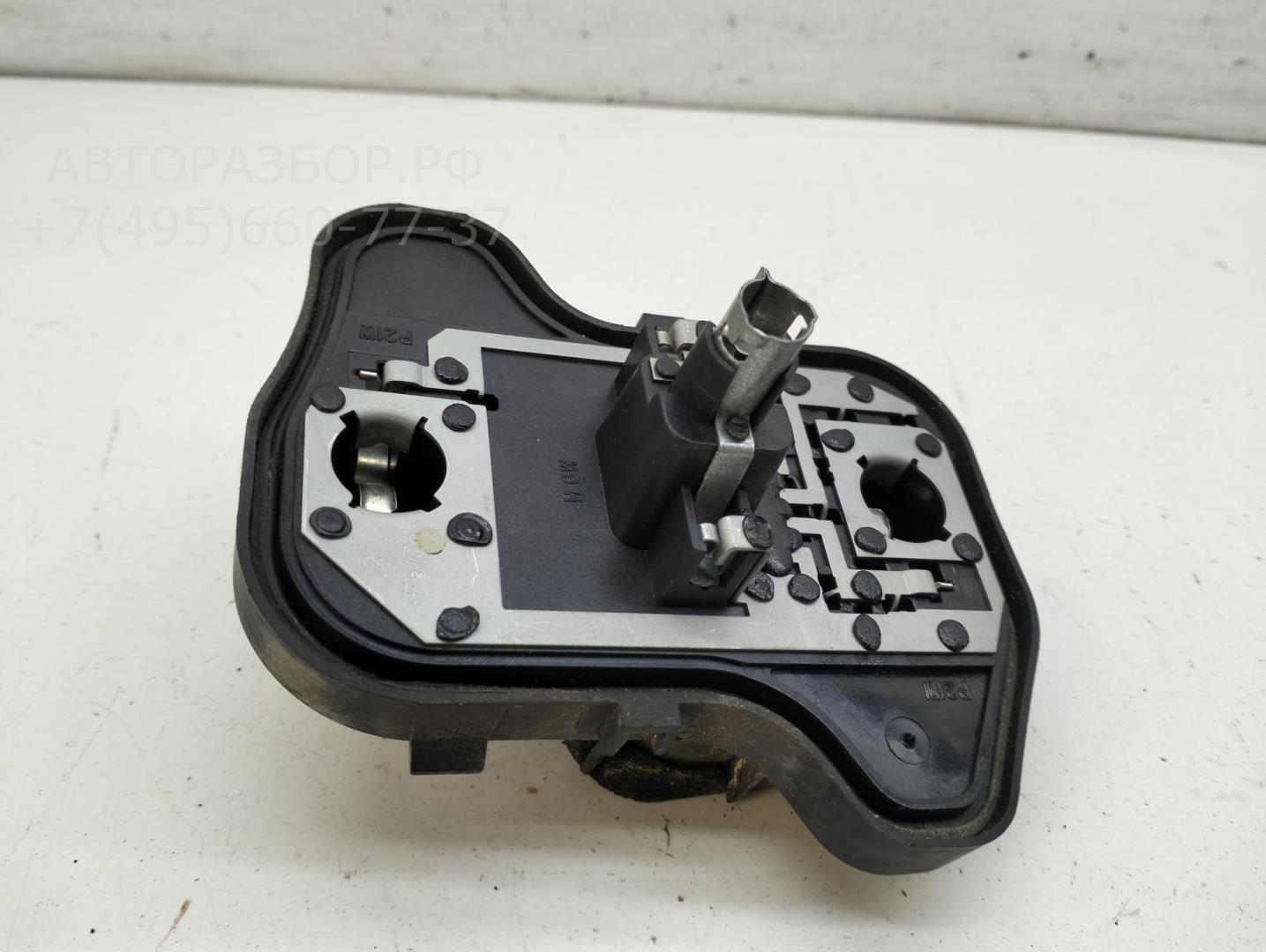 Плата заднего фонаря правого