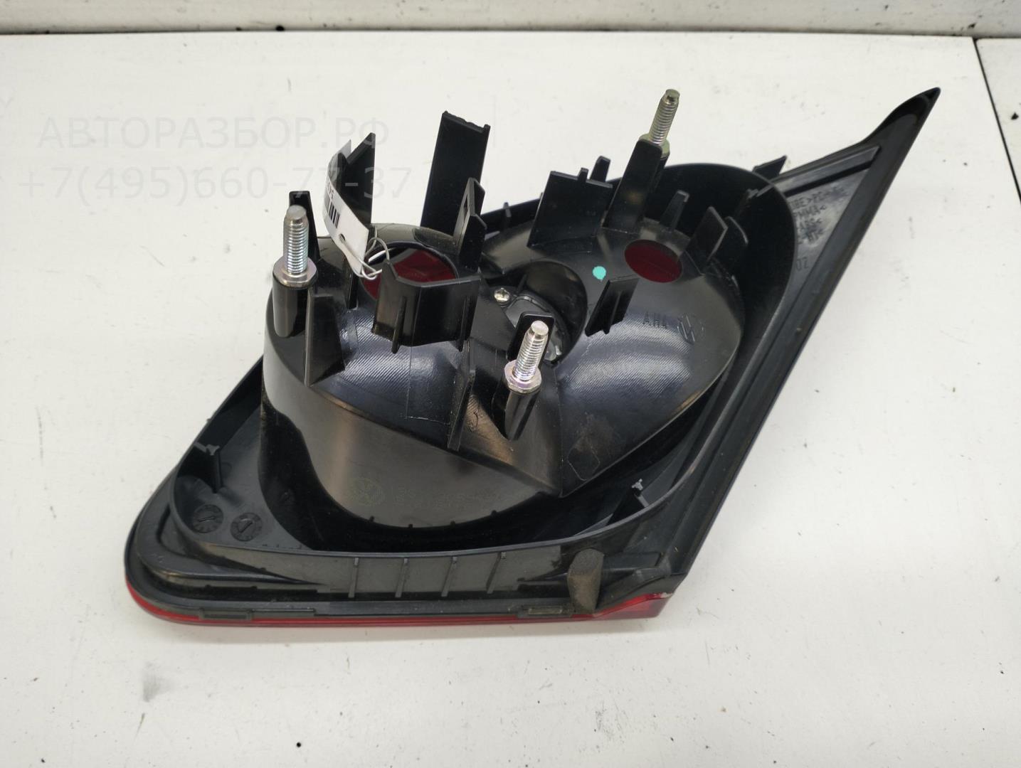 Фонарь задний внутренний левый