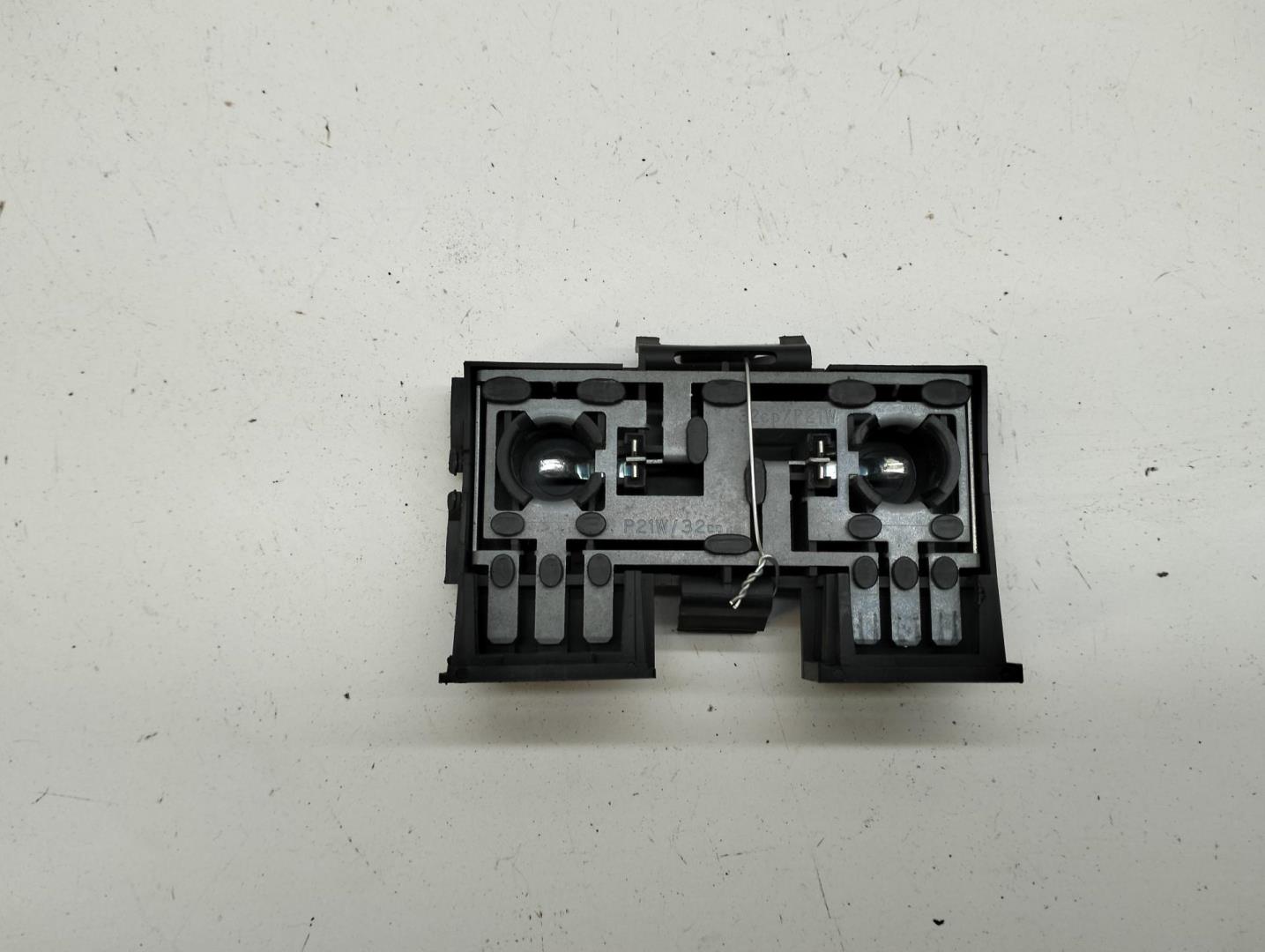 Плата заднего фонаря левого