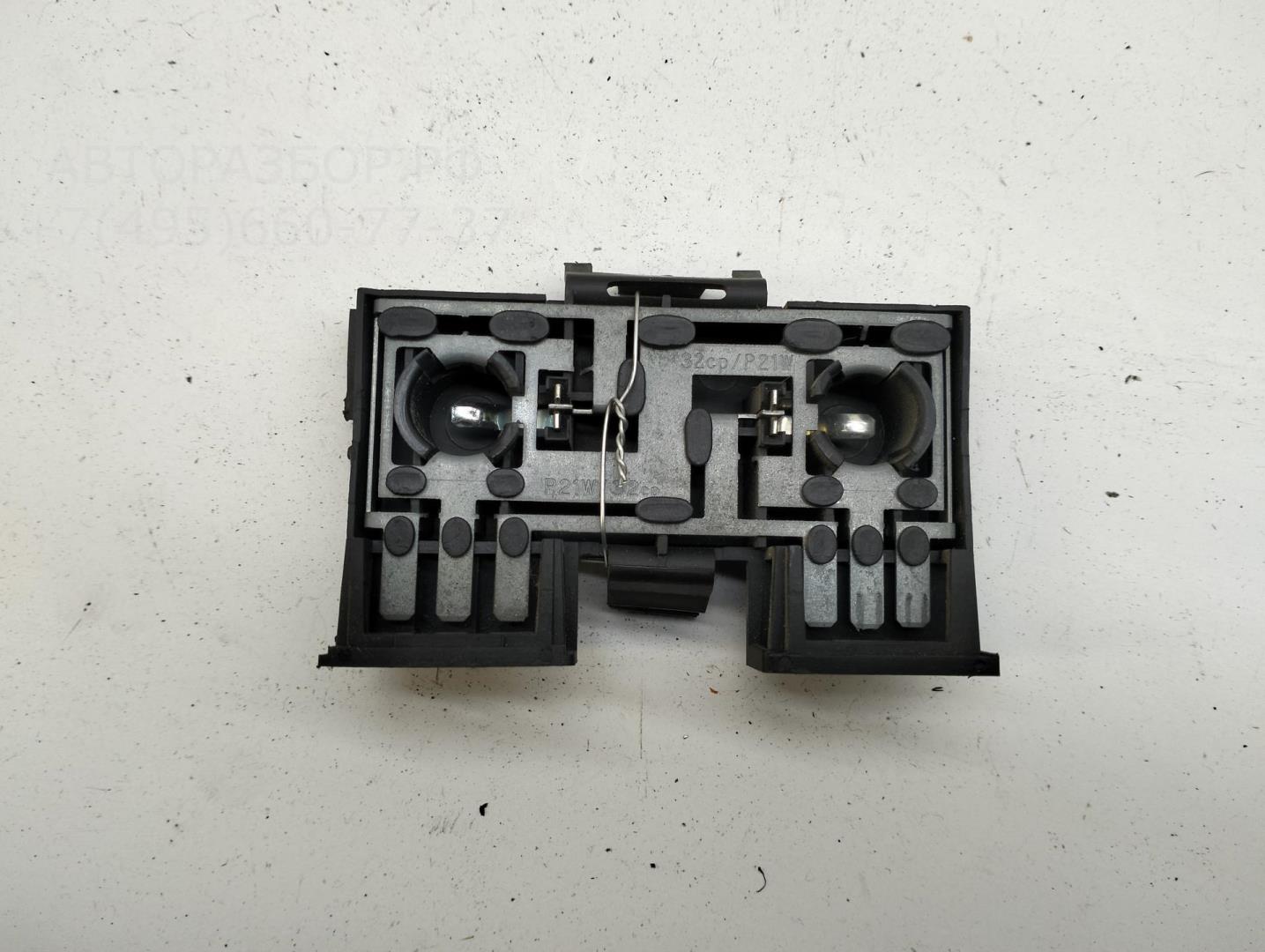 Плата заднего фонаря правого