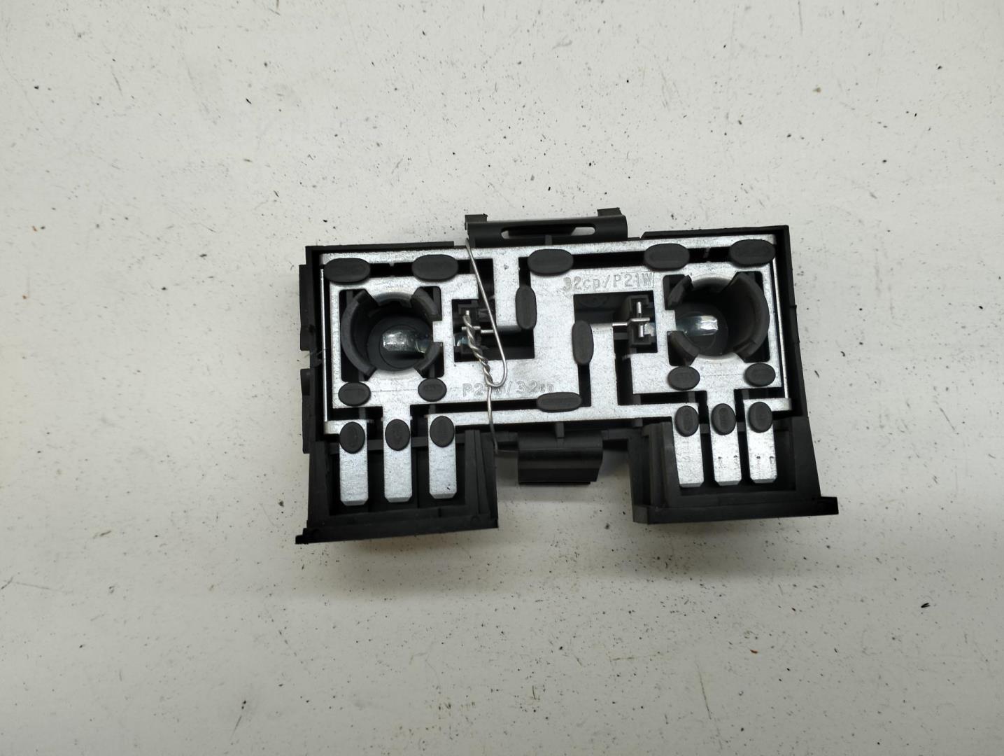 Плата заднего фонаря правого