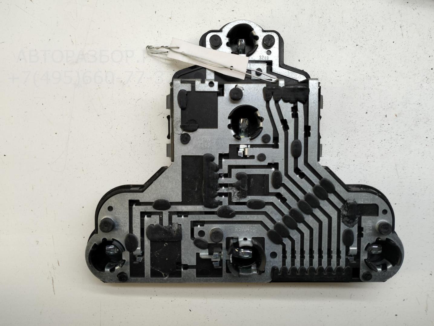 Плата заднего фонаря правого